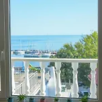 Marina Elegance *