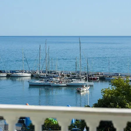Marina Elegance *