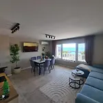 Marina Elegance Apartment *