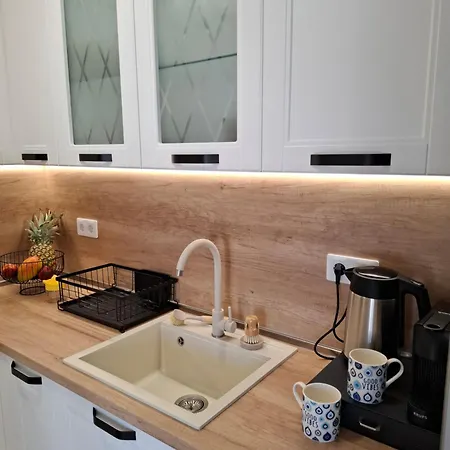 Marina Elegance Apartment Balchik