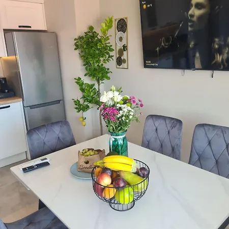 Apartment Marina Elegance