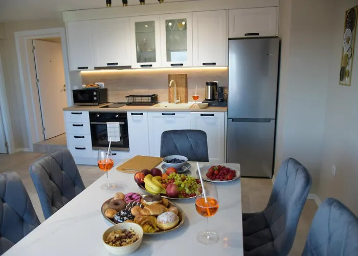 Marina Elegance * Balchik