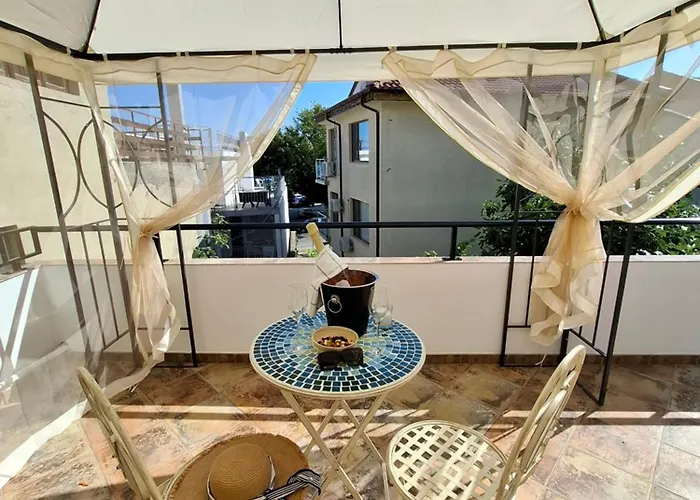 Marina Elegance * Balchik