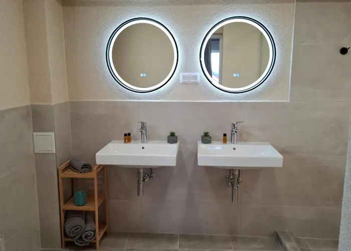 Marina Elegance Apartment Balchik