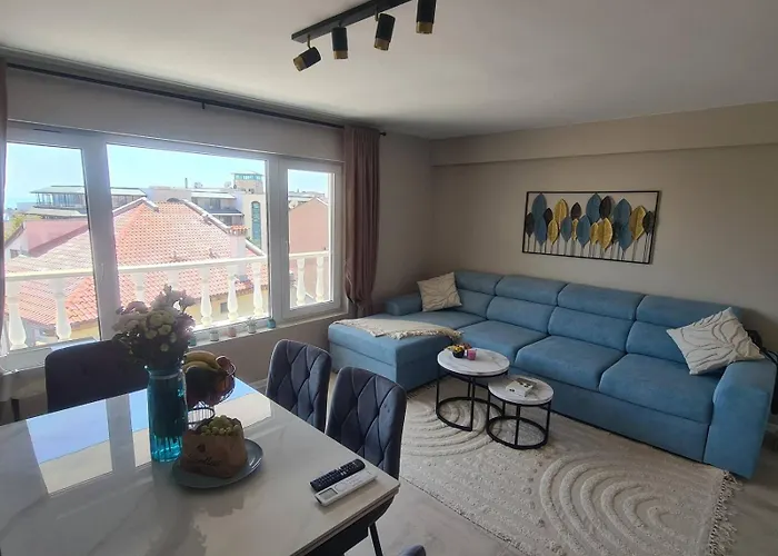 Marina Elegance Apartment *